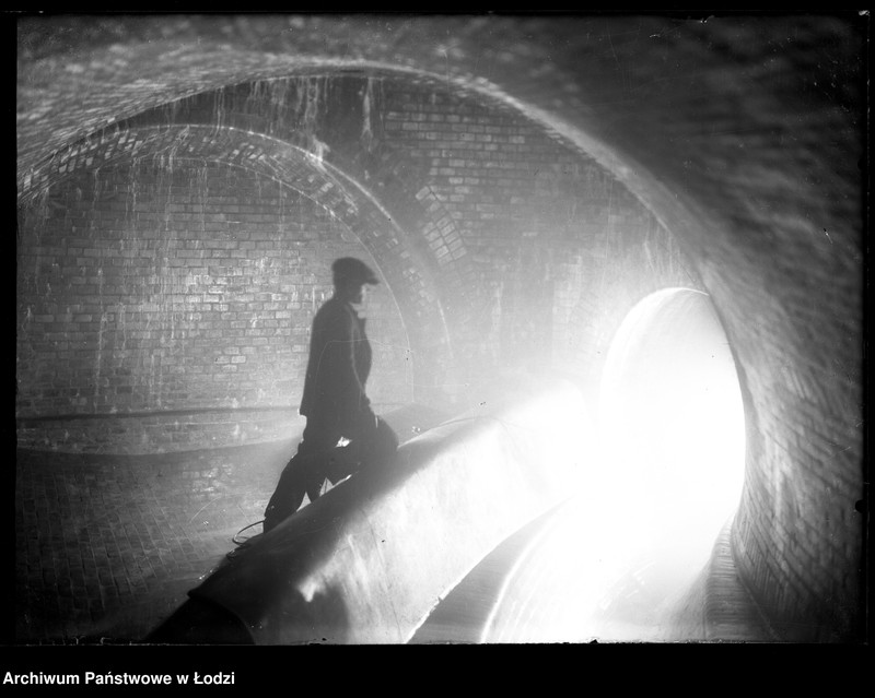 Obraz 1 z jednostki "Połączenie kanałów, przelew burzowy, ul. Piotrkowska, Czerwona, robotnik"