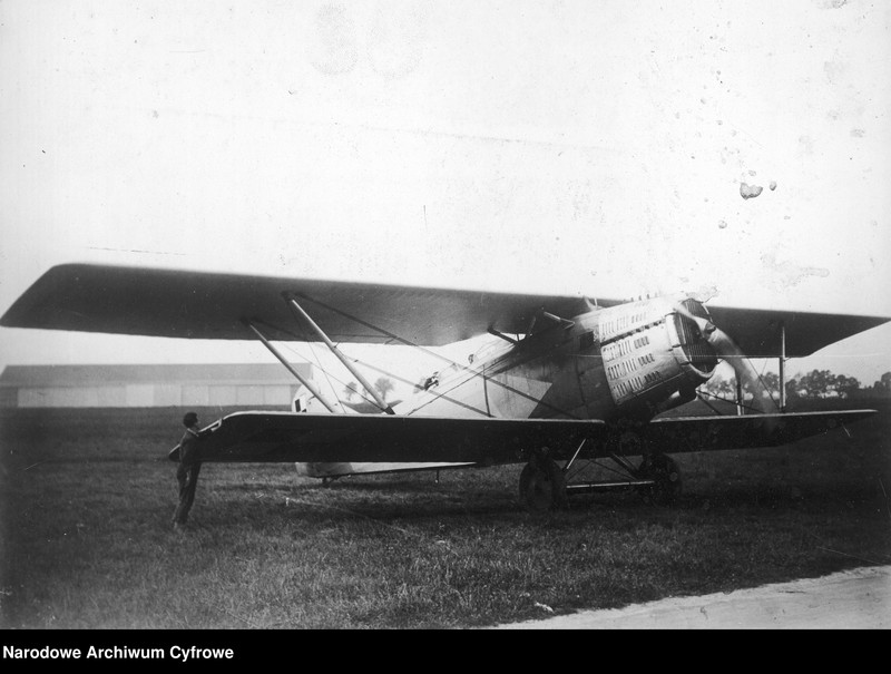 image.from.unit.number "Pierwszy lot transatlantycki majorów Kazimierza Kubali i Ludwika Idzikowskiego"