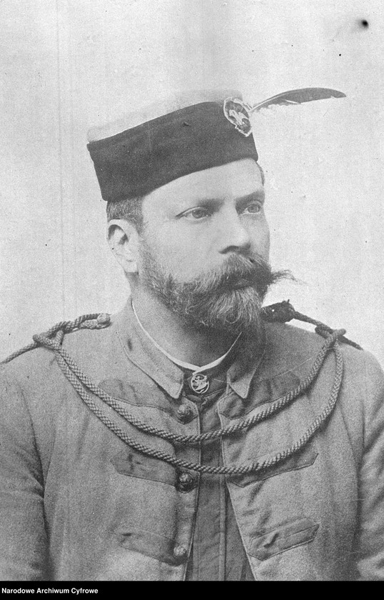 image.from.unit.number "Antoni Durski"