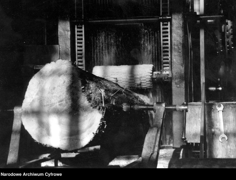 image.from.unit.number "Tartak w Skolem"