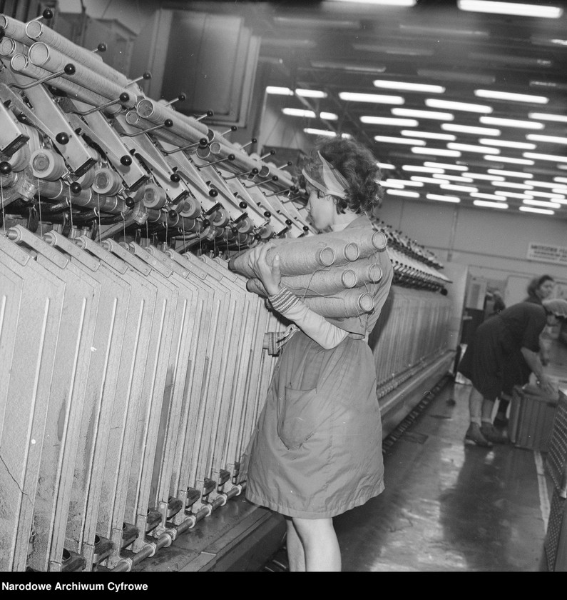 image.from.unit.number "Fabryka Dywanów "Dywilan" w Łodzi"