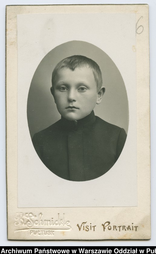 Obraz 3 z kolekcji "Chłopcy w niebieskich mundurkach... - uczniowie pułtuskiego Gimnazjum z okresu I wojny światowej111"