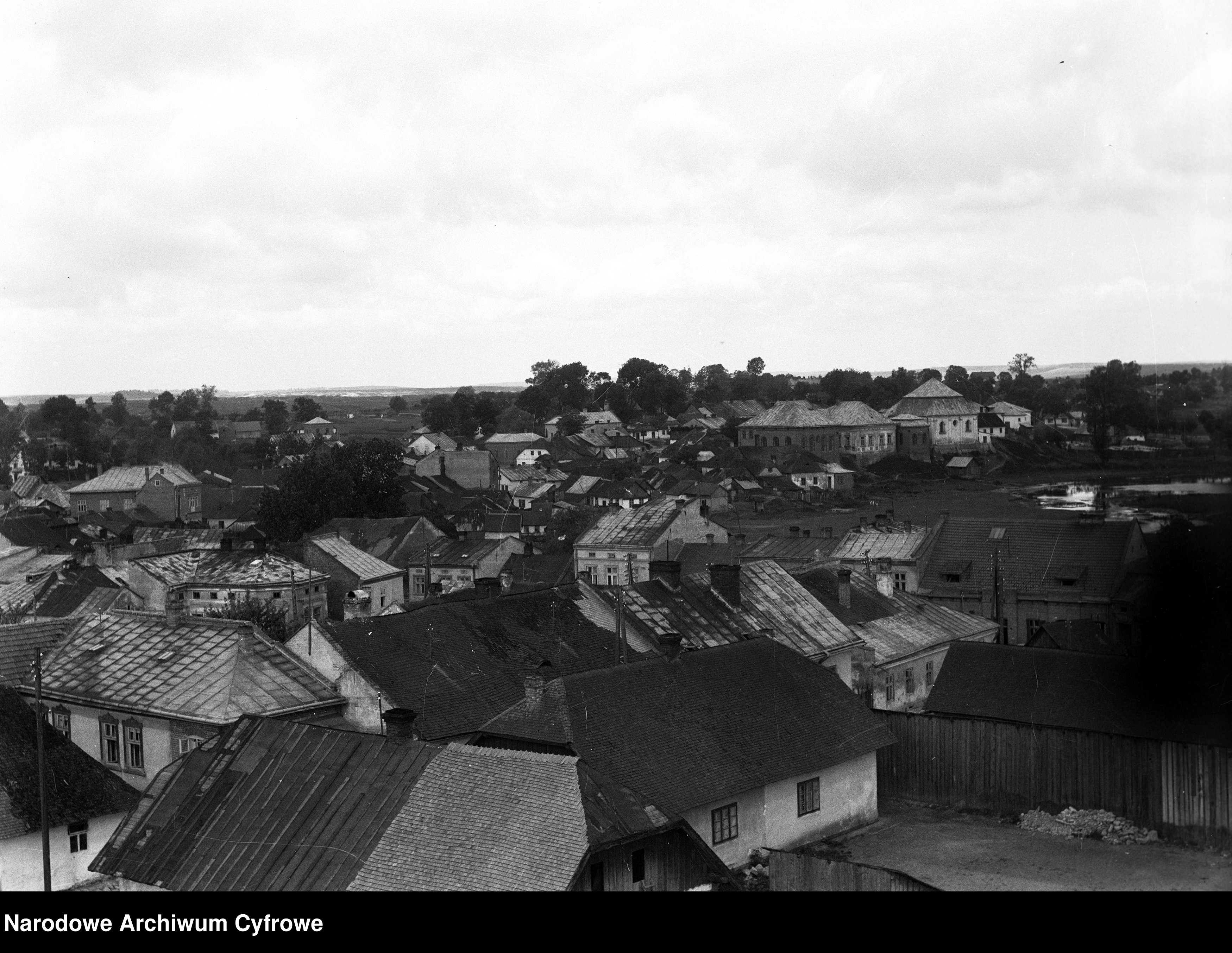 Skan z jednostki: Gródek Jagielloński, województwo lwowskie. Panoramy miasta.