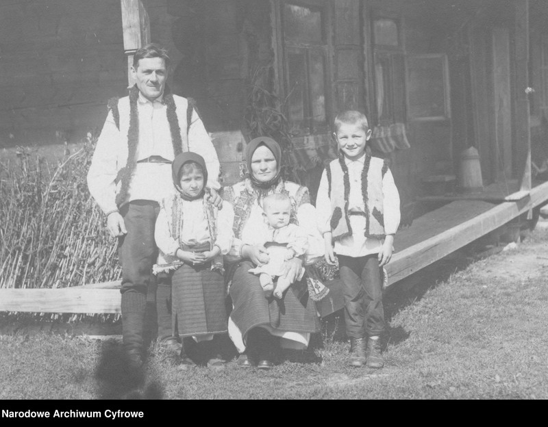 image.from.collection.number "Społeczeństwo w obiektywie: Polska przed 1939 rokiem"