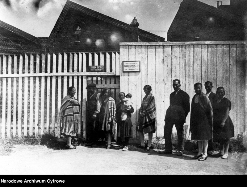 image.from.unit.number "Karolewska Manufaktura Karol Kroning i Spółka Akcyjna w Łodzi"