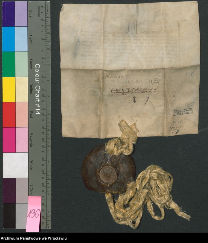 Obraz z jednostki "Henryk III, książę Śląska, pan Głogowa, nadaje klasztorowi w Lubiążu (Lubens) 10 grzywien rocznie ze swojej mennicy w Ścinawie (Stynavia)."