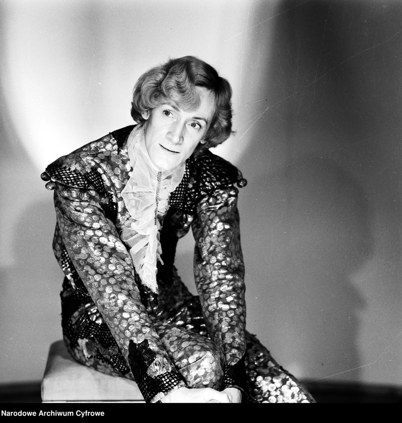 image.from.unit.number "Stanisław Szymański, tancerz"