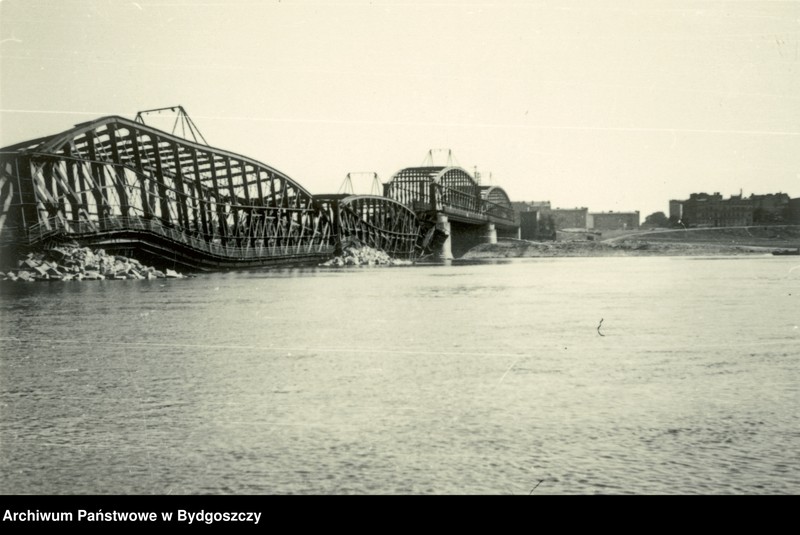 Obraz 3 z jednostki "Zniszczone mosty na Wiśle w 1939 r. - Fordon i Grudziądz"
