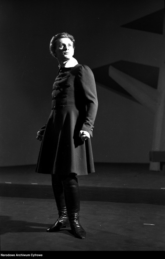 image.from.unit.number "Warszawa. Teatr Narodowy - sztuka "Kordian""