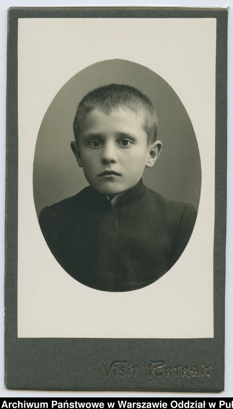 Obraz 11 z kolekcji "Chłopcy w niebieskich mundurkach... - uczniowie pułtuskiego Gimnazjum z okresu I wojny światowej"