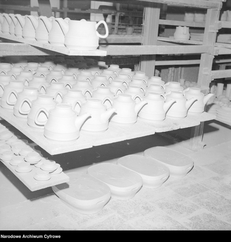 image.from.unit.number "Zakłady Porcelitu Stołowego w Pruszkowie"