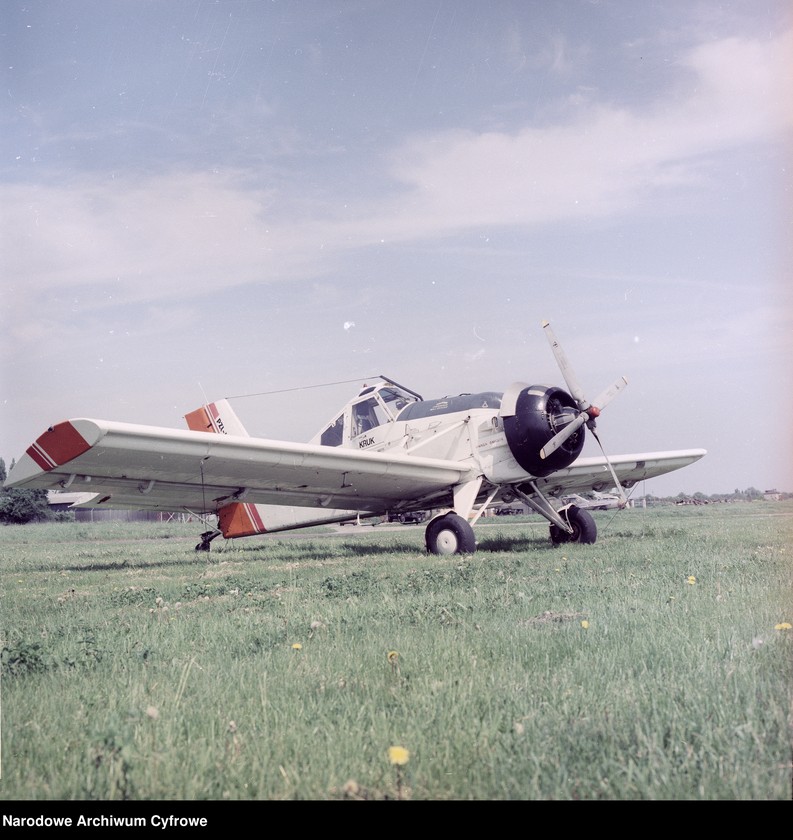 image.from.unit.number "Pierwszy egzemplarz samolotu PZL-106 BS Kruk (SP-PKW)"