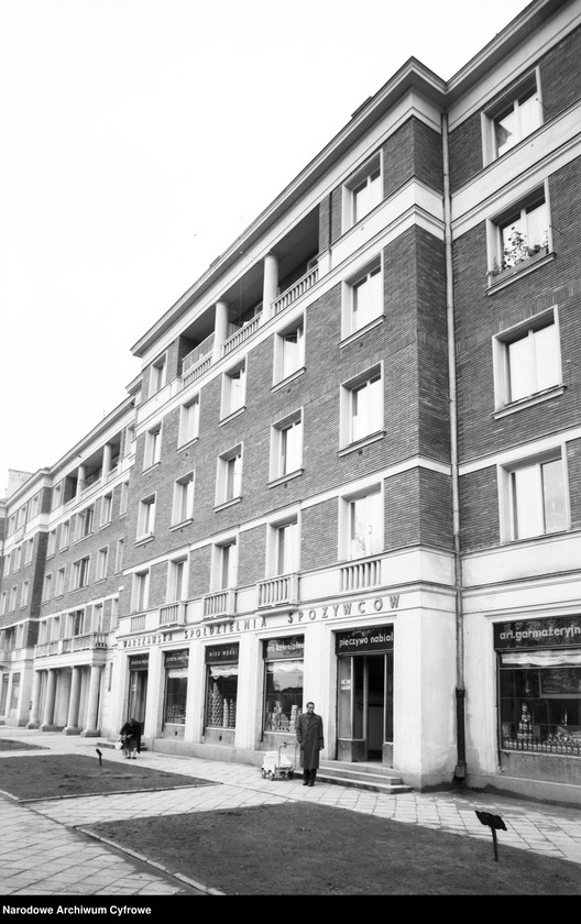 image.from.unit.number "Ulica Czerniakowska w Warszawie"