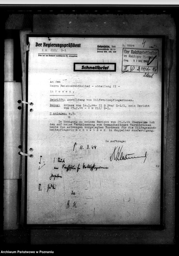 Obraz 8 z jednostki "III. Vollehrgang zur Ausbildung von Volkspflegerinnen - Beginn 17.10.1944"