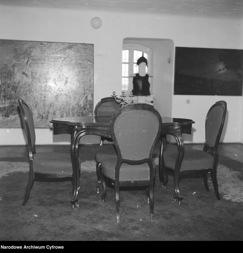 image.from.unit.number "Muzeum w Liwie"