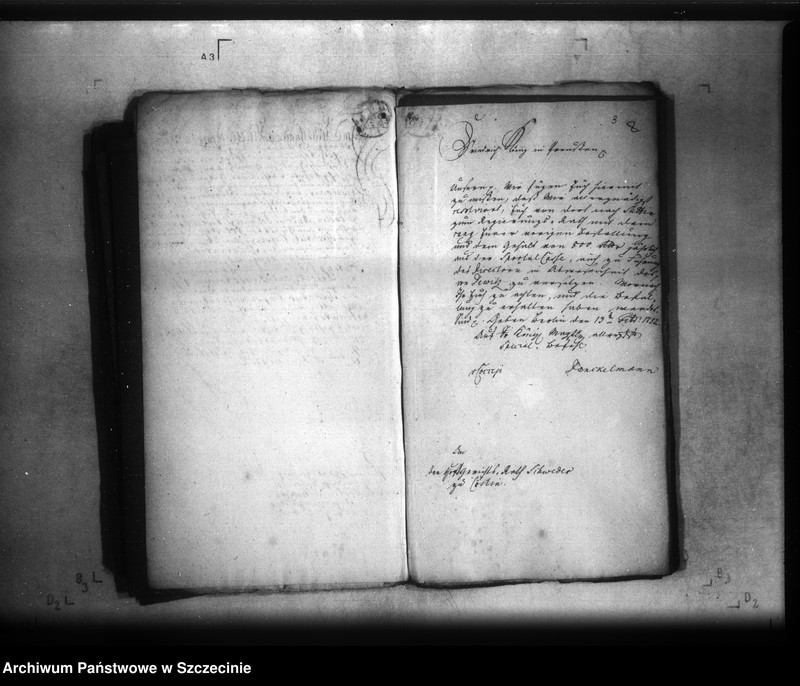 image.from.unit.number "Wegen des bei der Pommerschen Regierung bestellten Regierungsrat Andreas Johann Schweder, und von demselben in Abwesenheit des Regierungs-Vice-Präsidenten beim 2-ten Senat zuführenden Directorii."