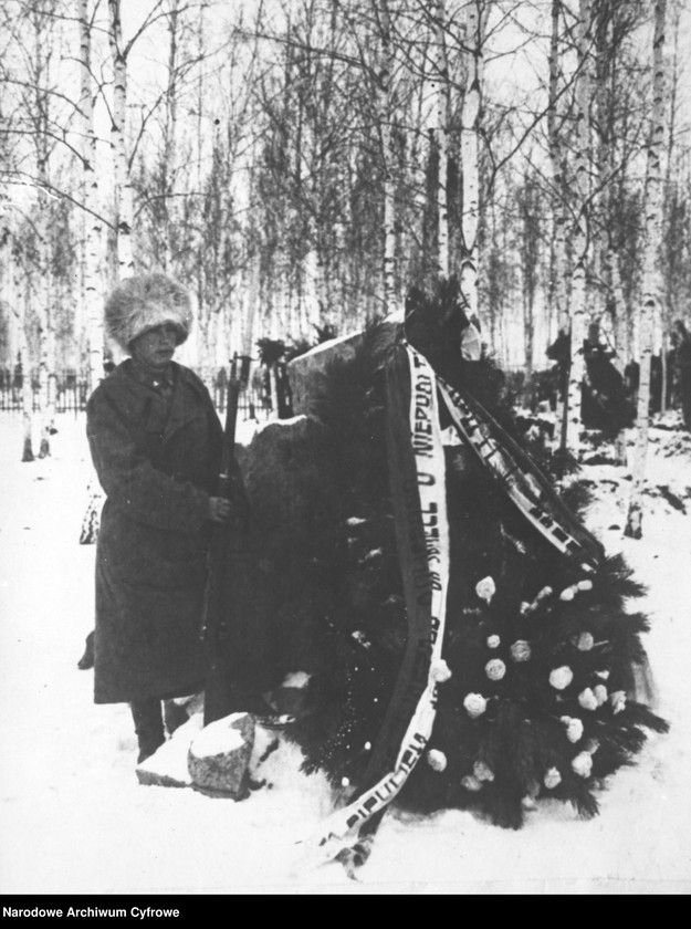 image.from.unit.number "5 Dywizja Syberyjska - groby poległych żołnierzy"