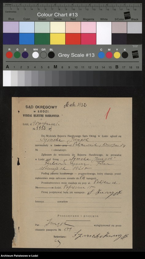 Obraz 3 z jednostki "Szymcha Jungst – prowadzenie farbiarni ręcznej"