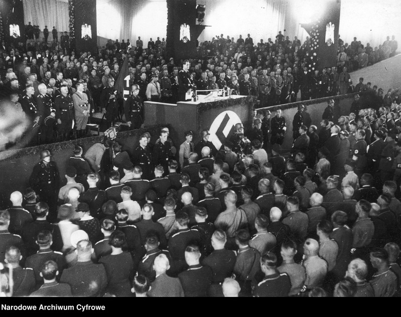 image.from.unit.number "Parteitag NSDAP (Narodowo-Socjalistycznej Niemieckiej Partii Robotników) w Norymberdze"