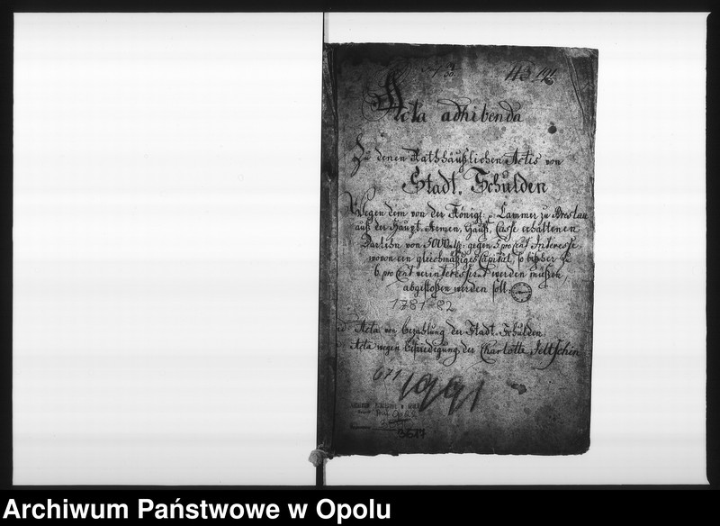 Obraz 4 z jednostki "Acta adhibenda zu denen Rathhäuslichen Actis von Stadt Schulden wegen dem von der Königl: p Cammer zu Breslau aus der Haupt-Armen-Hauss-Casse erhaltenen Darlehn von 5000 rthl. gegen 5 pro Cent Interesse wovon ein gleichmässiges Capital, so bisher zu 6 pro cent verinteressiret werden müssen abgestossen werden soll: Vid: Acta von Bezahlung der Stadt-Schulden: item: Acta wegen Befriedigung der Charlotte Jeltschin"