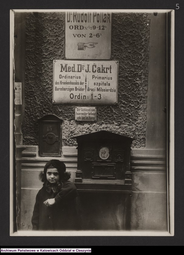 image.from.collection.number "Fotografie Cieszyna z okresu 1918-1920111"