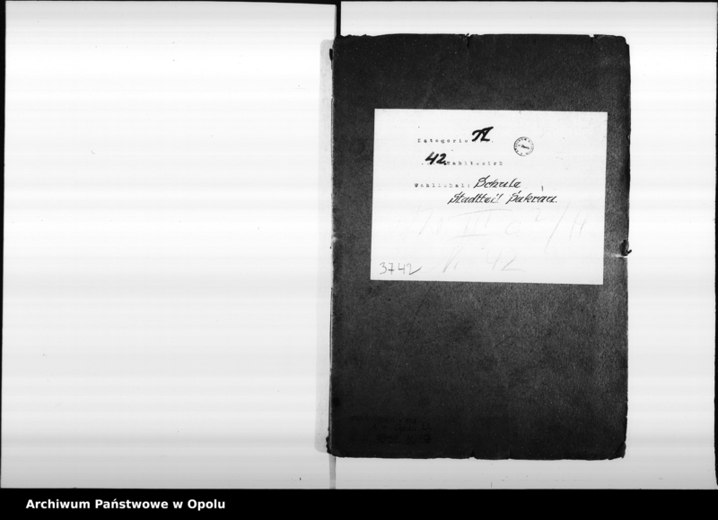 Obraz 4 z jednostki "42. Wahlbezirk Wahllokal: Schule Stadtteil Sakrau"