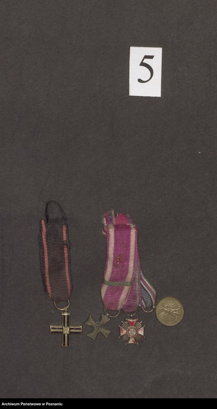 image.from.unit.number "Pamiątki materialne po zmarłym mjr. Tadeuszu Goetzendorf-Grabowskim"