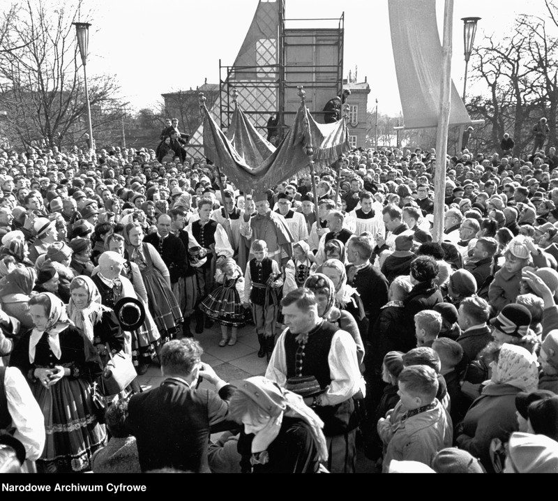 image.from.unit.number "Obchody Tysiąclecia Chrztu Polski w Gnieźnie"