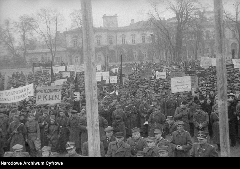 image.from.unit.number "Manifestacja z udziałem żołnierzy w Lublinie"