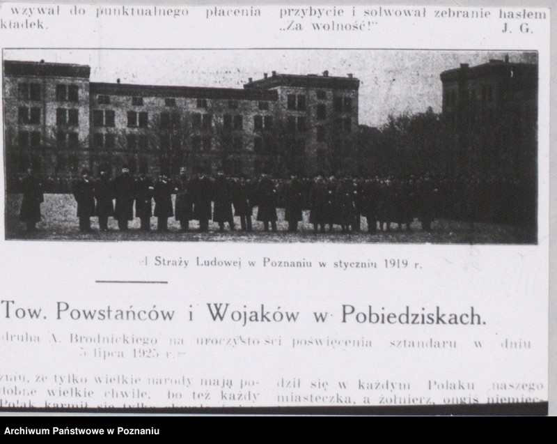 Obraz 7 z jednostki "Zaprzysiężenie Straży Ludowej w Poznaniu na Placu Wolności. Po lewej stronie generałowie: Józef Dowbór - Muśnicki i Dupont."