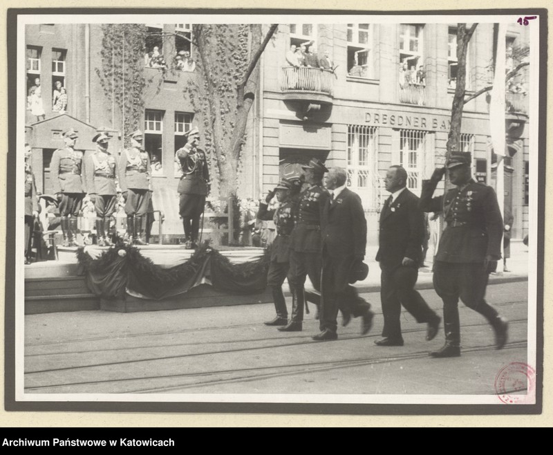 Obraz 18 z jednostki "[Album fotograficzny uroczystości 15 rocznicy III powstania śląskiego]"