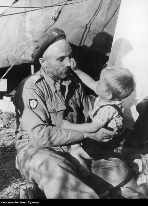 image.from.unit.number "2 Warszawska Dywizja Pancerna"