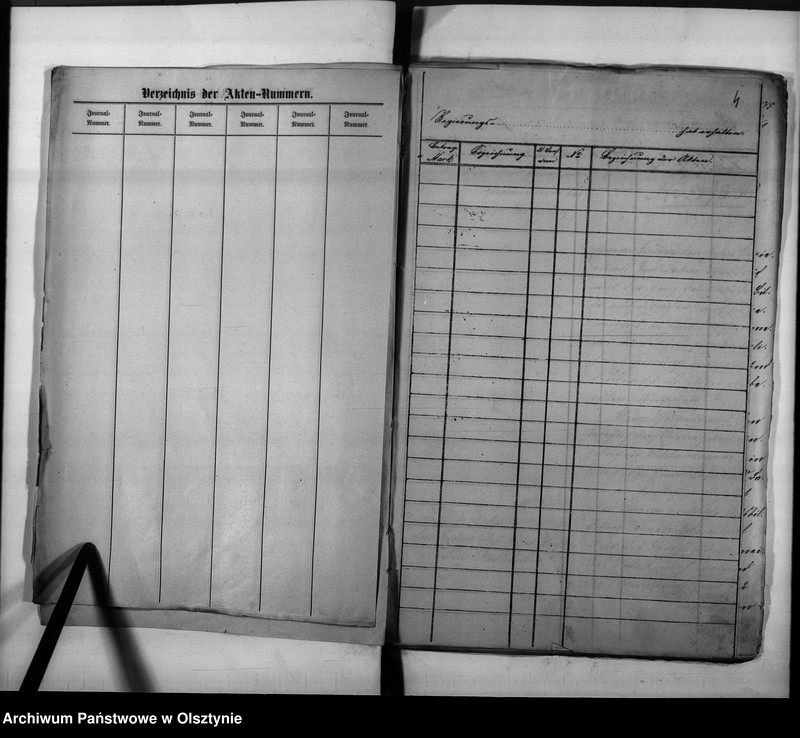 image.from.unit.number "Regierungs-Hauptkassen-Assistent den Penz [Richard] 1. Juli 1893 Reg.[ierungs] Hauptkassen-Buchhalter Rechnungsrat"