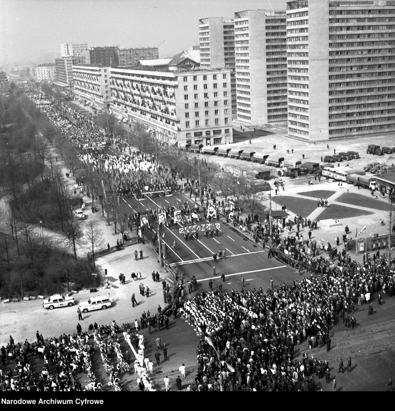 Obraz 8 z jednostki "Obchody 1 Maja w Warszawie"