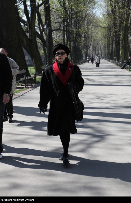 image.from.unit.number "Pogrzeb prezydenta Polski Lecha Kaczyńskiego i jego żony Marii Kaczyńskiej w Krakowie"