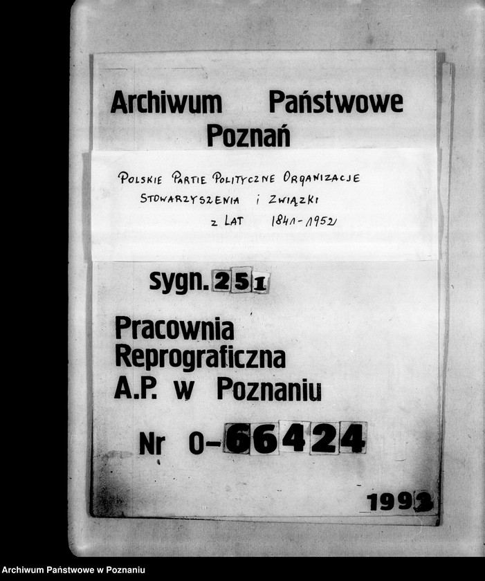 Obraz 1 z jednostki "Korespondencja dotycząca działalności sportowej: adresy towarzystw zrzeszonych w Polskim Okręgowym Związku Piłki Nożnej. Tabela rozgrywek"
