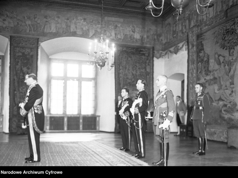 image.from.unit.number "Wizyta ambasadora Włoch w Polsce Pietro Arone di Valentino w Krakowie połączona ze złożeniem listów uwierzytelniających prezydentowi RP Ignacemu Mościckiemu"