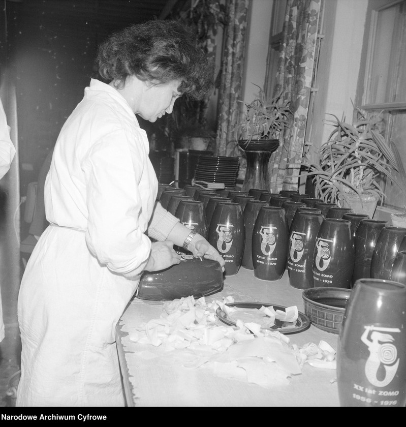 image.from.unit.number "Zakłady Porcelitu Stołowego w Pruszkowie"