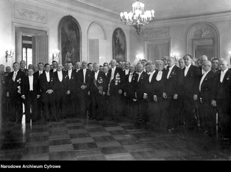 image.from.unit.number "Składanie życzeń noworocznych prezydentowi RP Ignacemu Mościckiemu na Zamku Królewskim w Warszawie"