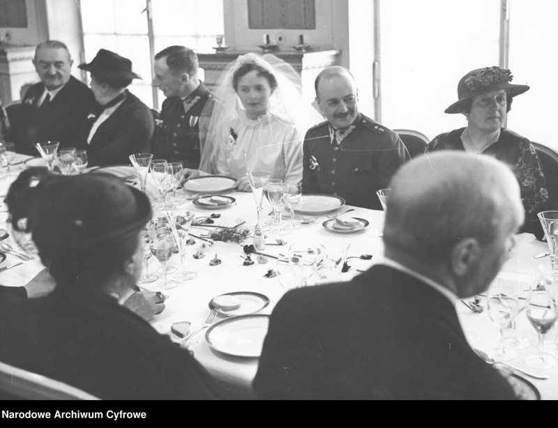image.from.unit.number "Ślub hrabiego Tadeusza Czackiego z hrabianką Marią Plater-Zyberk"