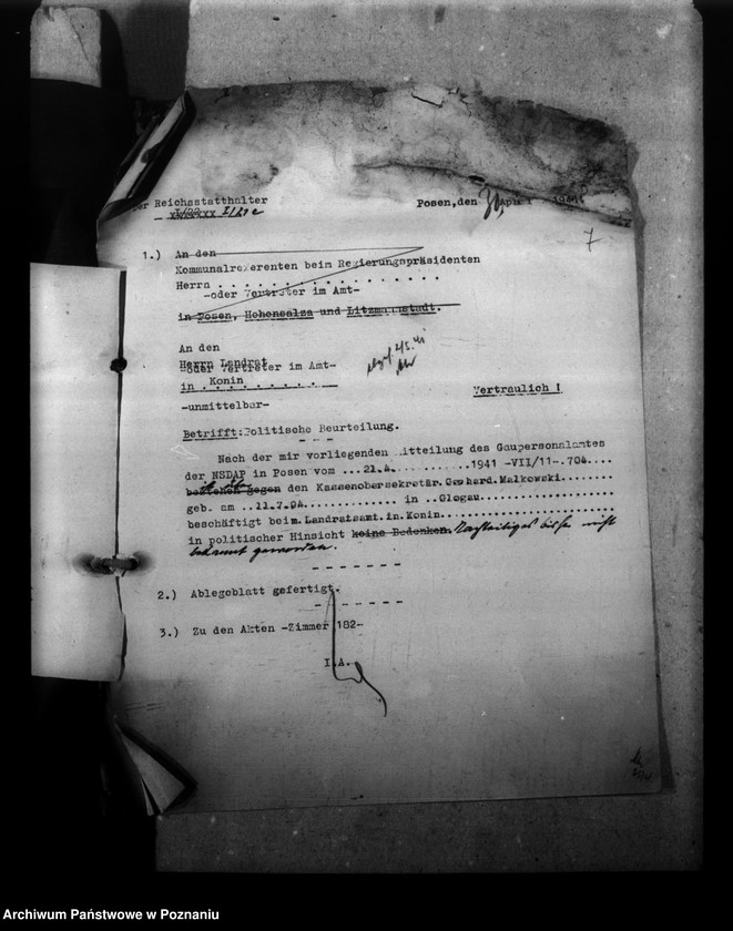 Obraz 11 z jednostki "Politische Beurteilungen der Angestellten"