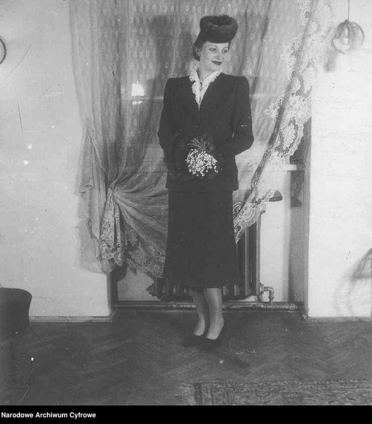 image.from.collection.number "Moda damska lata 1940111"