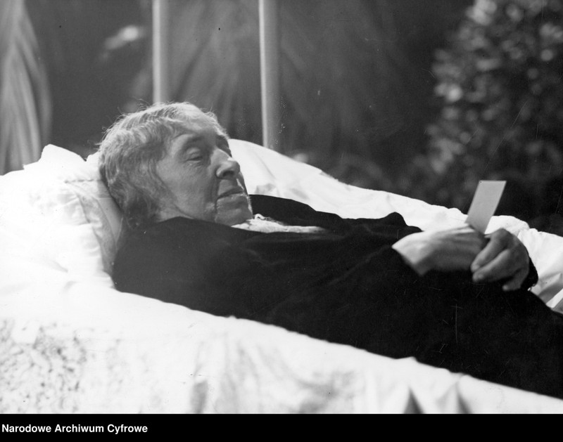 Obraz 4 z jednostki "Pogrzeb Michaliny Mościckiej w Warszawie"