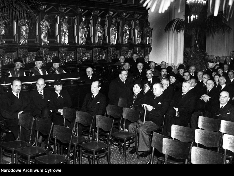 image.from.unit.number "Pogrzeb żony prezydenta m.st. Warszawy Stefana Starzyńskiego Pauliny Starzyńskiej w Warszawie"