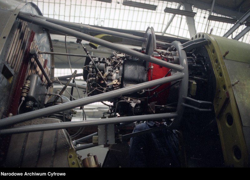 image.from.unit.number "Wytwórnia Sprzętu Komunikacyjnego nr 4 "Okęcie" (PZL-Okęcie) w Warszawie"