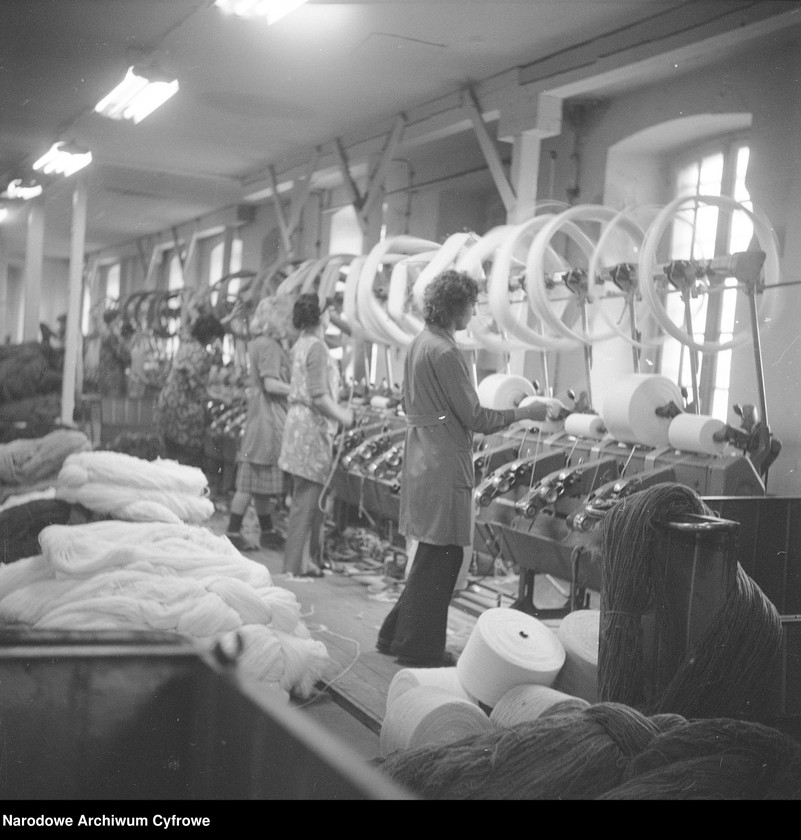 Obraz 7 z kolekcji "Fabryki i zakłady pracy w PRL111"