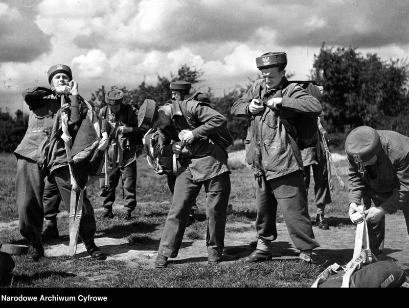 image.from.unit.number "1 Samodzielna Brygada Spadochronowa w Wielkiej Brytanii"