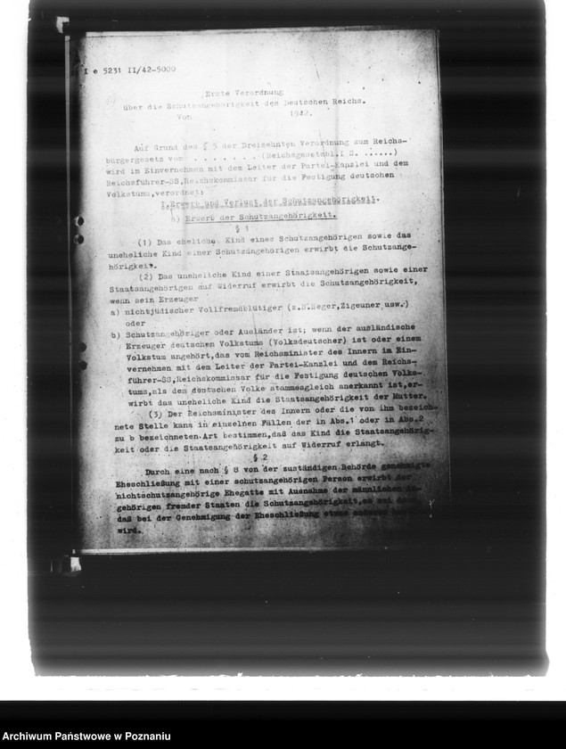 Obraz 20 z jednostki "13. Verordnung zum Reichsbürgergesetz. Verordnung über die Schutzangehörigkeit des Deutschen Reichs. Verordnung über die Staatsangehörigkeit auf Wiederruf"