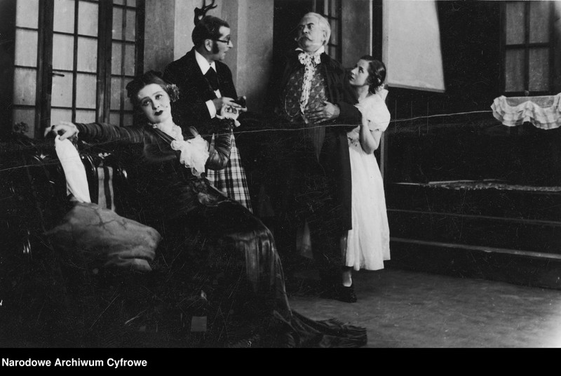 image.from.unit.number "Przedstawienie "Pan Damazy" Józefa Blizińskiego w Teatrze Miejskim im. Wojciecha Bogusławskiego w Kaliszu"