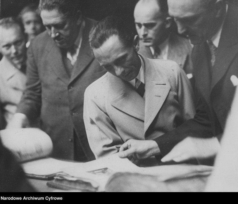 image.from.unit.number "Wizyta oficjalna ministra propagandy Niemiec Josepha Goebbelsa w Polsce"